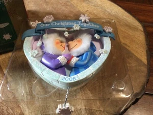 Carlton Cards Heirloom “Our Christmas Together” Light Up 2006 Ornament - Picture 1 of 3