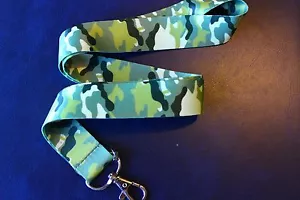 CAMO CAMOFLAUGE Lanyard Neck Strap Keychain ID Badge Holder - Picture 1 of 4