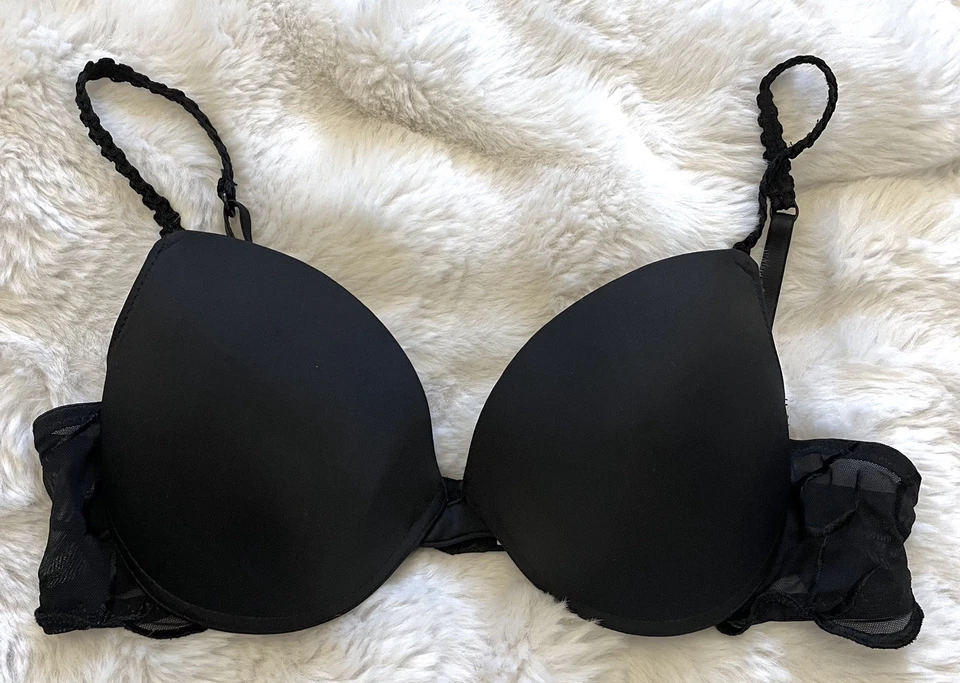 Beautiful New Look Underwired Padded Moulded Push Up Style Bra - Size 36B - Image 1 of 4