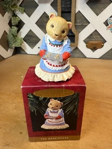 1993 Hallmark Mama The Bearingers Abearnathy Keepsake Christmas Ornament - Picture 1 of 2