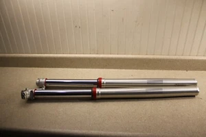 Juego de horquillas delanteras 2023 KTM 250 300 350 OEM WP XACT suspensión neumática 1238 S76 - Imagen 1 de 16