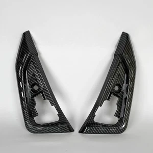COVER CARBON PEDALINI COMPATIBILE SH 125-150 125/150 2020/25 DI QUALITA SPECIFIC - Imagen 1 de 3