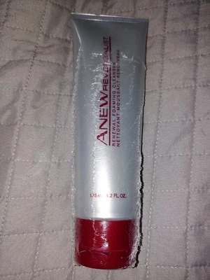 Limpiador en espuma Anew Reversalist Foto 1 de 2
