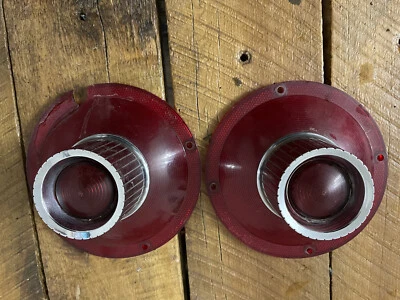 Luz trasera Galaxie Falcon 1964 1963 lente Ford Custom 500 OEM sedán country Foto 1 de 4