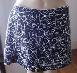 Cynthia Steffe Women's Skirt Size 8 Black with White Embroidery Side Zip - Picture 1 of 5