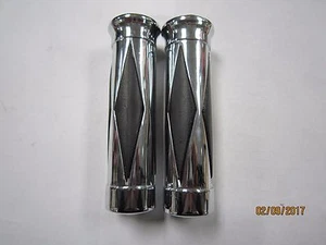 Chrome and Rubber Hand Grips to Fit Bikes with 1" Handlebars New - Picture 1 of 4