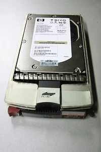 disque dur HP 300GB 15000 Trs FC 40pin 2Gbit ref BF3005A478 404394-003 +caddy - Photo 1/2
