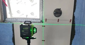 INSPIRITECH Hoja Láser Azulejo con Estuche Rígido Autonivelante para Colgar Cuadros - Imagen 1 de 18