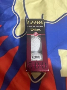Paquete de 90 pelotas de golf de competición Wilson Ultra 500 de alta distancia de giro - Imagen 1 de 3