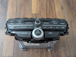 OEM 2008 2009 Honda Accord Radio Stereo 6 Disc CD Player AM FM Sedan Unit Assy. - Picture 1 of 6
