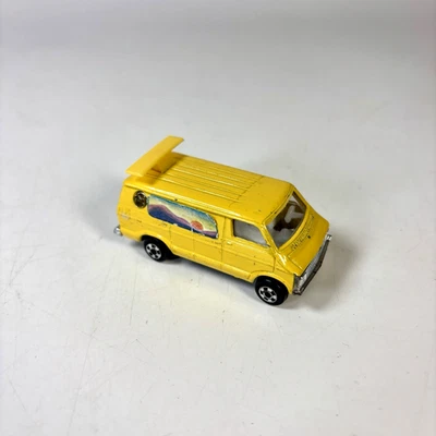 Coche diecast vintage Zylmex Zee Toys amarillo Dodge Van P320 1/64 Foto 1 de 4