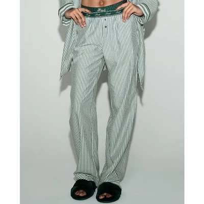 Nuevo con etiquetas Pantalones de Pijama Victoria’s Secret Rayas Verdes XS Navidad PJ Salón Acogedor Foto 1 de 4