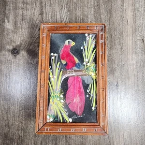 Caja de baratija arte pluma loro rojo México vintage madera tallada a mano - 8" - Imagen 1 de 5