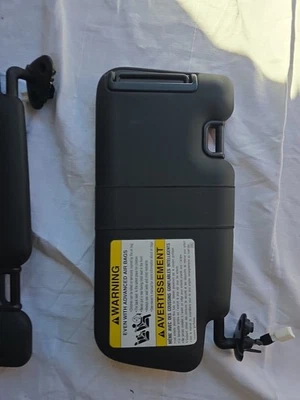 Parasol Subaru Impreza 2017-2020 lado del conductor izquierdo negro con iluminación OEM Foto 1 de 3