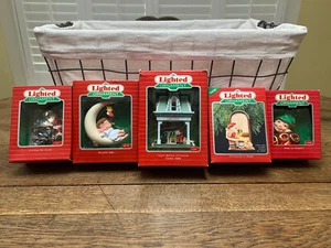 HALLMARK ☀LIGHTED 5 ORNAMENT LOT☀ Night Before Christmas Magic Moonlit 1988 - Picture 1 of 4