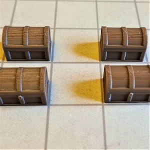 Chest x4 with mimic surprise. For Dungeons and Dragons, Tabletop miniature prop - Picture 1 of 2