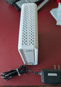 ARRIS SURFboard SB8200 Docsis 3.0 Cable Modem White - Photo 1/3