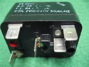 CARRIER HN61KJ499 RELAY ELECTROMAGNETIC, COIL 208/240V HN61KA302 HN61KB081 - Picture 1 of 1