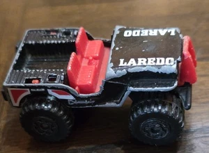 2⅜" Rare 1/64 1981 Matchbox Jeep Laredo 4x4 Black Diecast Loose Toy Parts/Repair - Picture 1 of 8