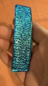 Verschmolzener Meerjungfrauenschwanz blau abstrakt dichroitisches Glas echt französische Haarspange/neu - Bild 1 von 6
