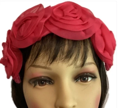 SOMBRERO GORRA CALAVERA MUJER AÑOS 50 FUCSIA GASA ROSAS VINTAGE Foto 1 de 4