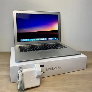 Apple MacBook Air - 13" Display - Core i7 1.7GHz - 512GB SSD - 8GB RAM - Boxed - Picture 1 of 19