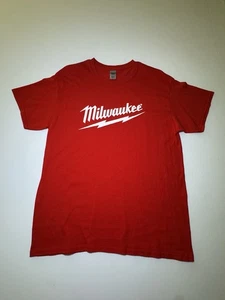Gildan Heavy Cotton Men's Milwaukee Spell Out Graphic T-Shirt Red L - FAST SHIP - Picture 1 of 6