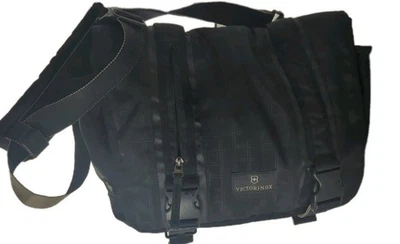 Bolso para portátil Victorinox Swiss Army Messenger negro de Marriott Foto 1 de 4