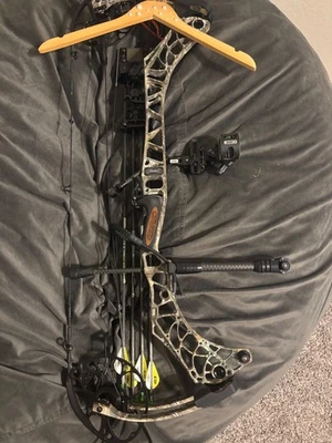 matthews v3 31 compound  - Image 1 of 3