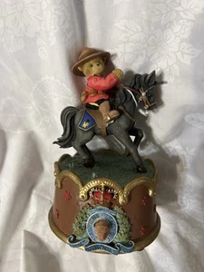 Royal Canadian Mounted Police Music Box Plays O Canada - Cherished Teddies - EUC - Picture 1 of 4