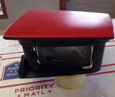 90-91 三菱 ECLIPSE TALON 左侧/驱动器侧翻盖灯 红色 — 第 1/4 张图片