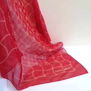 Laura Ashley 100% Silk Red Chiffon Scarf Minimalist Floral Poinsettia Wavy 20" - Picture 1 of 10
