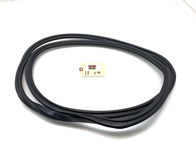 AUDI A8 L D4 2011-2017 conductor izquierdo puerta trasera sello resistente fabricante de equipos originales. Foto 1 de 4