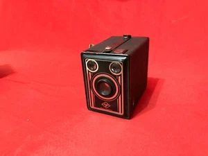 VINTAGE AGFA BOX CAMERA AGFA FILM B-2 CLEAR VIEW CLEAN ITEM FOR OLD PHOTO - Picture 1 of 9