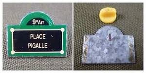 PIN'S BADGE PLACE PIGALLE PARIS 9E ARDT ZINC - Imagen 1 de 1