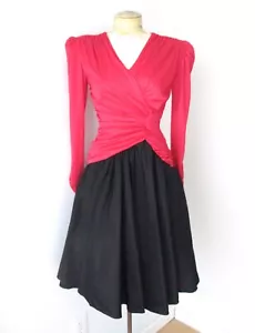 VGC Vtg 80s Diamond's Run Black Red Ruched Drop Waist Dress HUGE Shoulders 4 - Imagen 1 de 6
