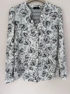 M&Co Top Size 8 Black White Floral Textured Button Up Summer Holiday - Picture 1 of 8