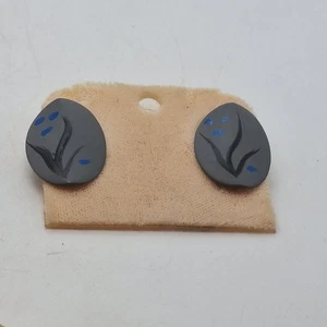 Ohrstecker grau, schwarz und blau handbemalt Blumen - Bild 1 von 2