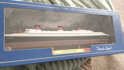 Atlas Editions Collections  French Lines Normandie 2012  New Boxed  7572006 - Image 1 of 4