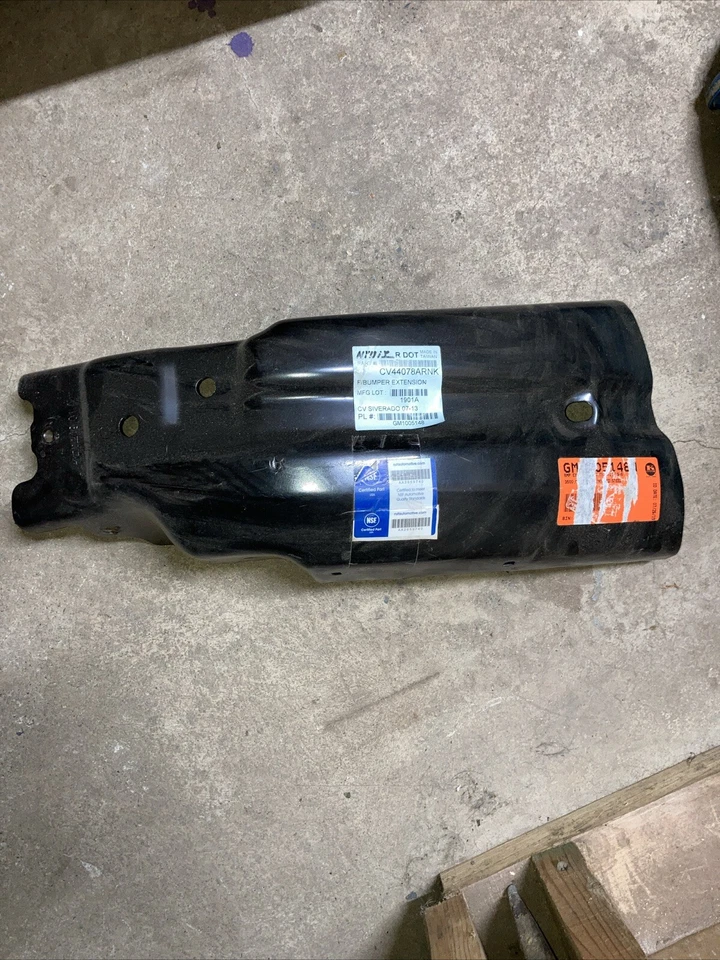 Tampa de para-choque dianteiro direito do lado do passageiro para Chevrolet Silverado 1500 2007-2013 - Imagem 1 de 1