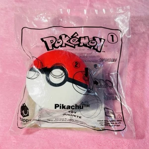 McDonald’s Pokémon Pikachu Pokéball Spielzeug mit TCG Karte 2019 Happy Meal Promo - Bild 1 von 4