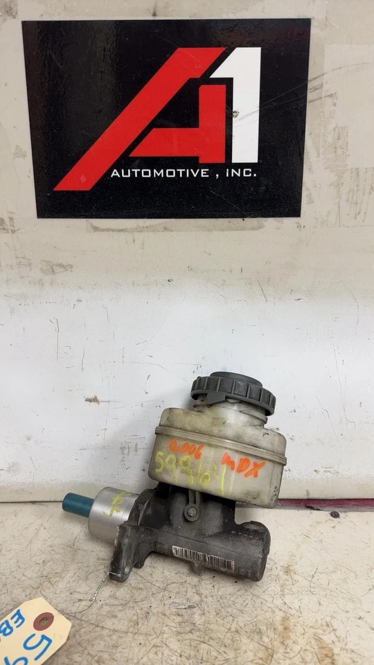 Honda Pilot Brake Master Cylinder 2003-2006 Acura MDX 2003-2008 Foto 1 de 4