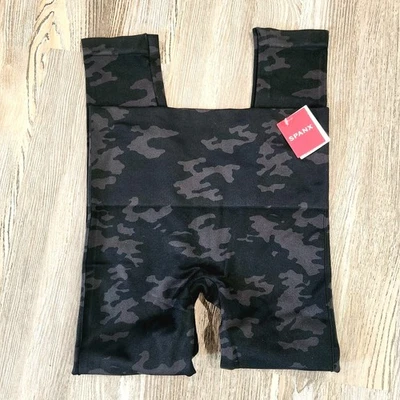 Leggings camuflados negros sin costuras Spanx Look At Me Now para mujer L 10-12 Athleisure  Foto 1 de 4