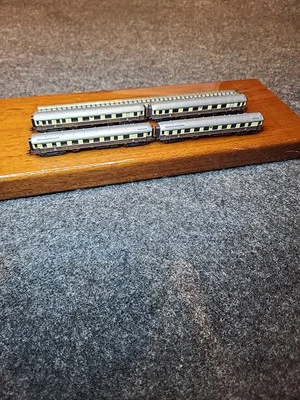 Marklin Z Scale Deutsche Reichsbahn Rheingold 2 First 2 2nd Class Passenger Car  - Image 1 of 4