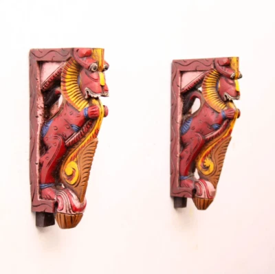 Estatua de Yali Soporte de Pared de Madera Ménsula Dragón Antiguo Templo Indio Arquitectura Foto 1 de 4