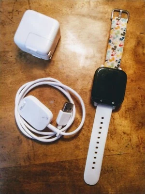 Reloj inteligente Gizmowatch Gizmo Watch Verizon Wireless - Disney Mickey Mouse Foto 1 de 3