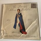Queens Elizabeth II Silver Jubilee 1952-1977 w/ Book . 2x Record LP