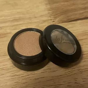 La Femme Cosmetics Makeup Ultra Pearl Eye Shadow 0.07 oz BRONZE Brand New - Picture 1 of 3