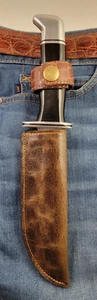 Buck Knives 119 Sheath Right Pull with Authentic Deep Rich Brown Fine Leather - Picture 1 of 13