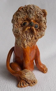 YARE Designs Studio Pottery 6" Spaghetti Mane LION Figurine ~ Signed with Label - Picture 1 of 8
